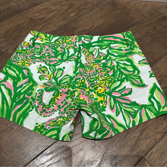 Lilly Pulitzer Green/Pink Callahan‎ Shorts Size 00 - Picture 2 of 5
